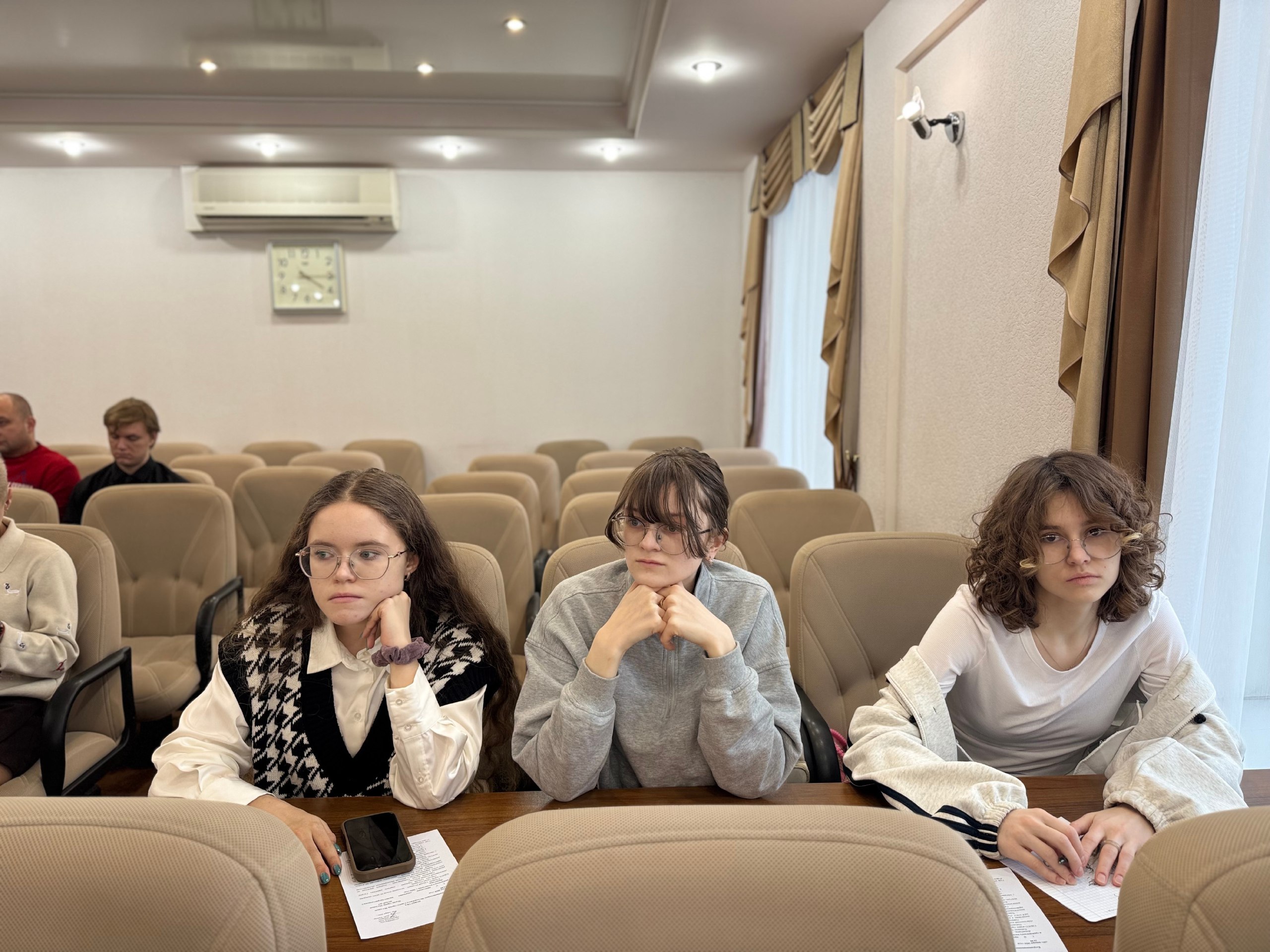 В мэрии Магадана прошло первое в этом году заседание городского Координационного молодежного совета (КМС) В мэрии Магадана прошло первое в этом году заседание городского Координационного молодежного совета (КМС)