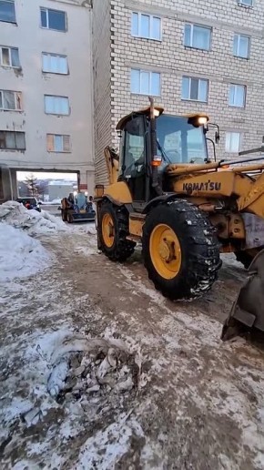 В областном центре продолжается интенсивная расчистка от снега силами городских служб и подрядных организаций