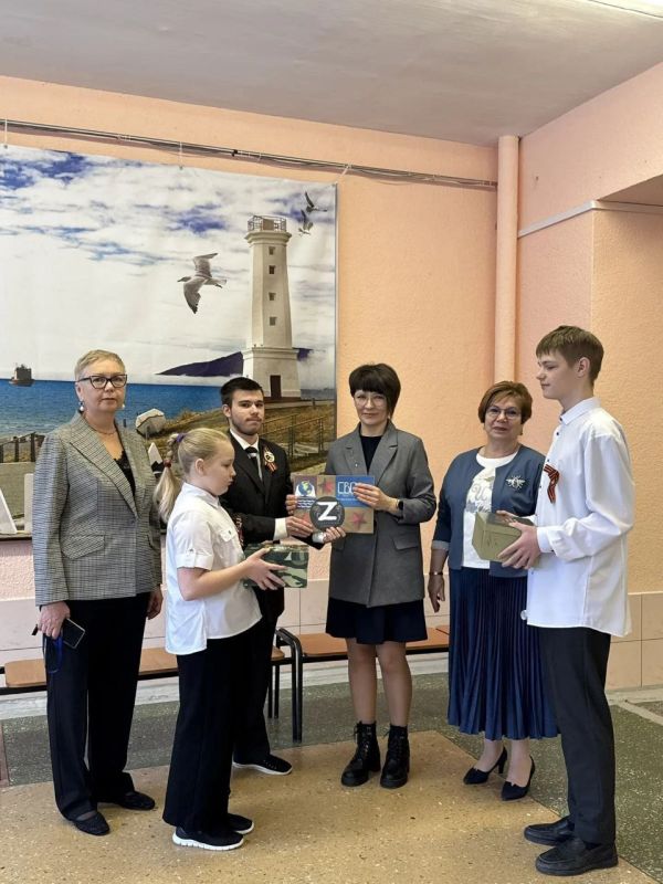 200 ����� ������ �������� �� ������� "��������� �����" � 21-� ����������� �����