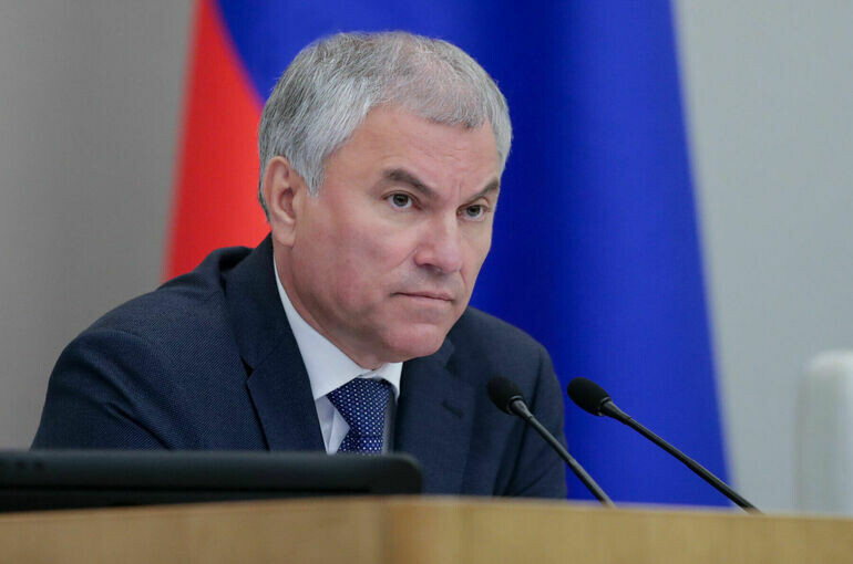 Вячеслав Володин обсудил ключевые законопроекты с политическими фракциями