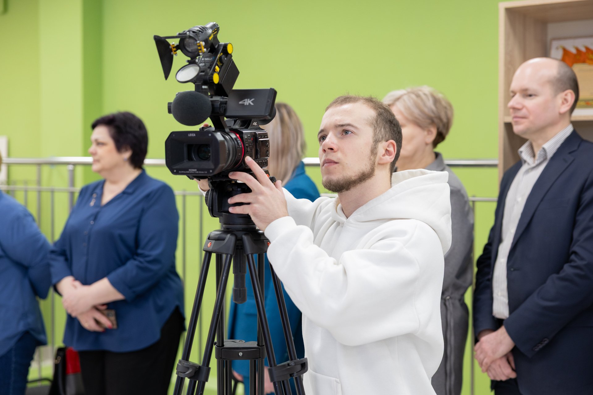 В поселке Ола произошло значимое культурное событие — в одной из старейших школ региона открылся собственный музей истории В поселке Ола произошло значимое культурное событие — в одной из старейших школ региона открылся собственный музей истории
