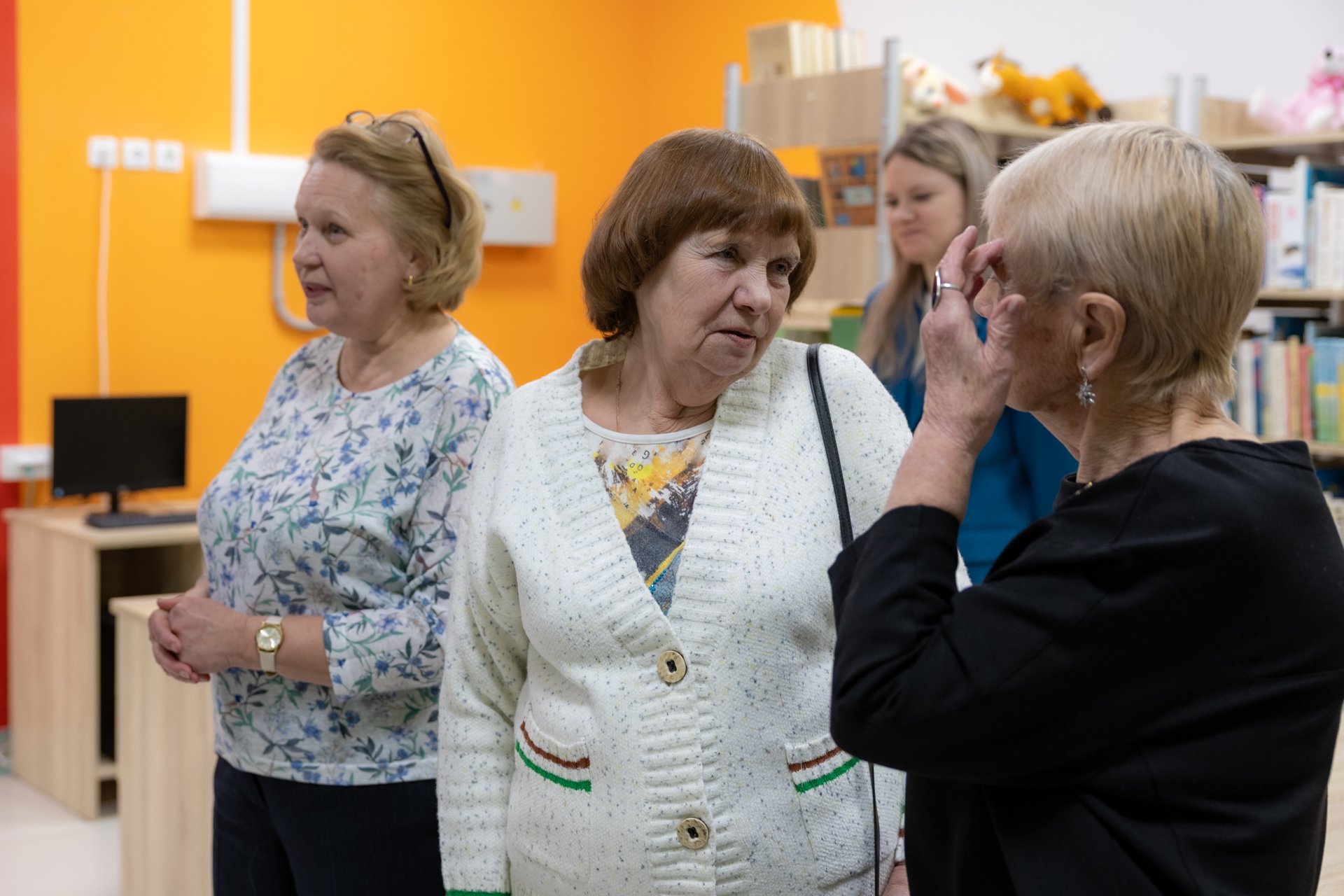 В поселке Ола произошло значимое культурное событие — в одной из старейших школ региона открылся собственный музей истории В поселке Ола произошло значимое культурное событие — в одной из старейших школ региона открылся собственный музей истории