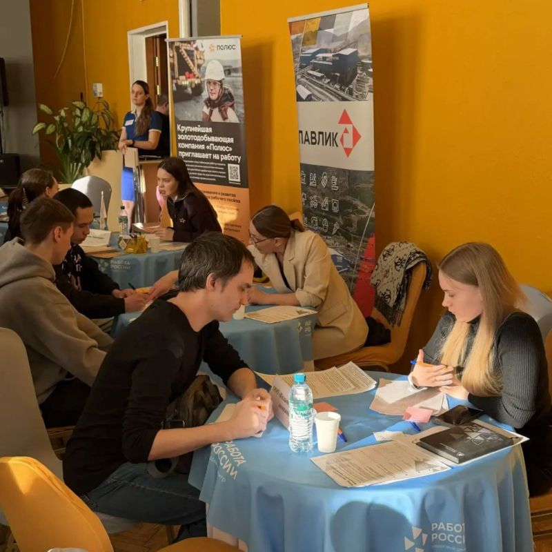 ����� 100 �������� ���������� ������������ �� ������� �������� ��������������� � ������������������ �����������