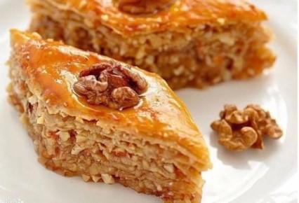 Волшебство пахлавы: как создать слоеный шедевр с орехами и медом
