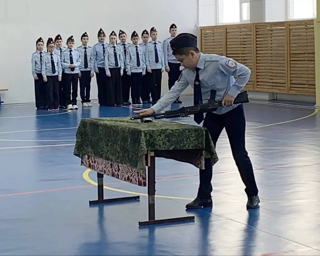 В Хасынском округе Колымы кадеты полицейского класса стали победителями в конкурсе песни и строя, посвященном Дню защитника Отечества В Хасынском округе Колымы кадеты полицейского класса стали победителями в конкурсе песни и строя, посвященном Дню защитника Отечества