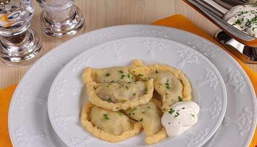 Вареники с картошкой: как приготовить домашние шедевры