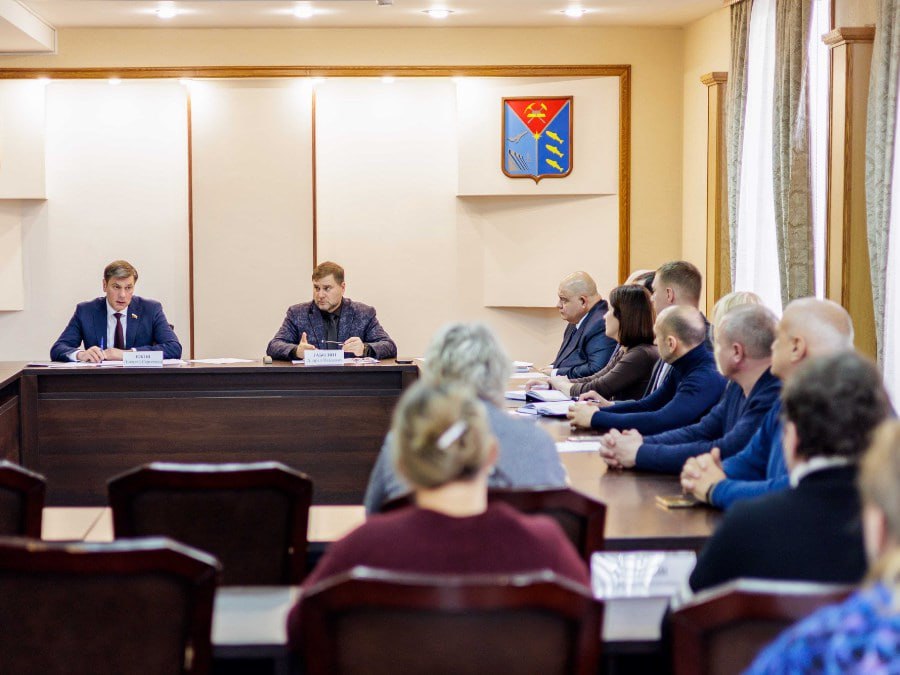 Актуальные вызовы отрасли обсудили с рыбопромышленниками Магаданской области