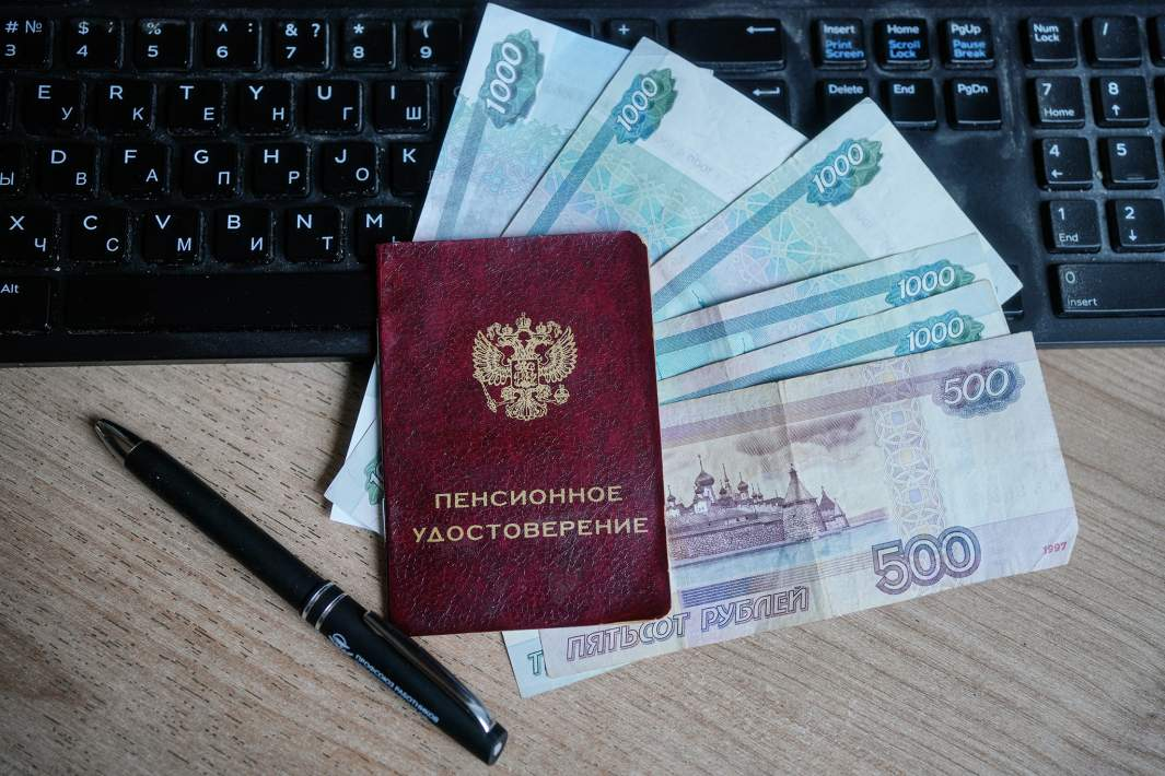 Отпуск по ухода за ребенком и досрочная пенсия: ждать ли изменений в 2026 году?