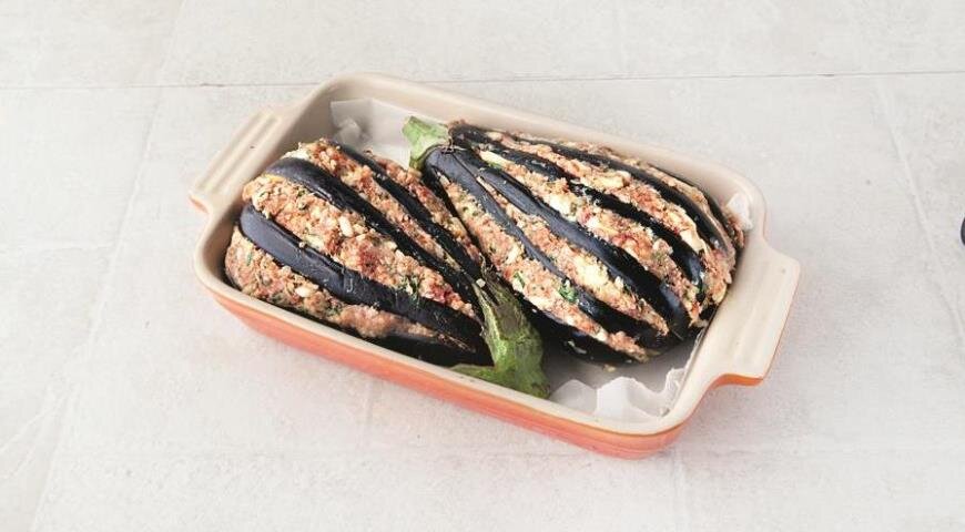 Фаршированные баклажаны: вкусное летнее угощение