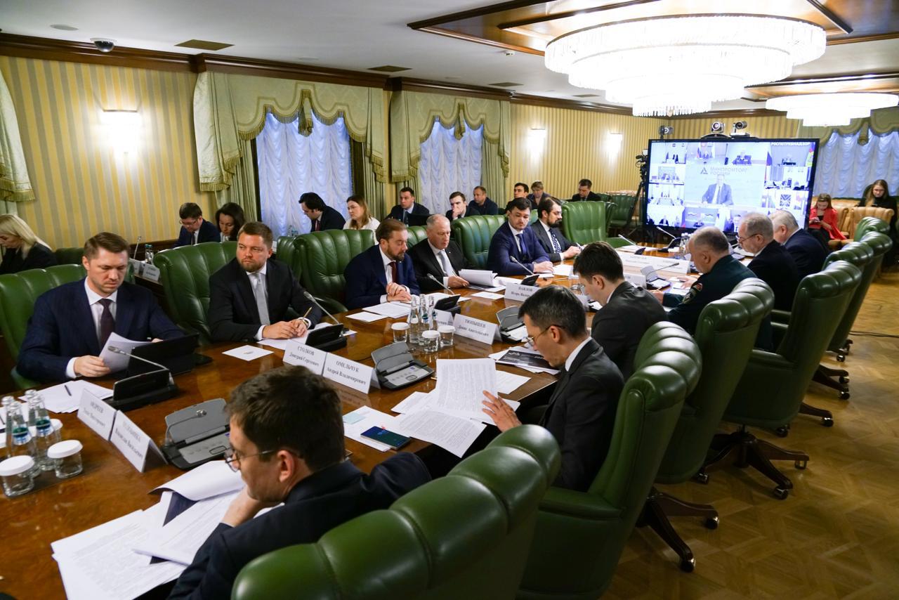 В Москве прошло заседание оргкомитета XI Восточного экономического форума В Москве прошло заседание оргкомитета XI Восточного экономического форума