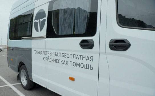 Специалисты Госюрбюро помогают жителям нашей страны