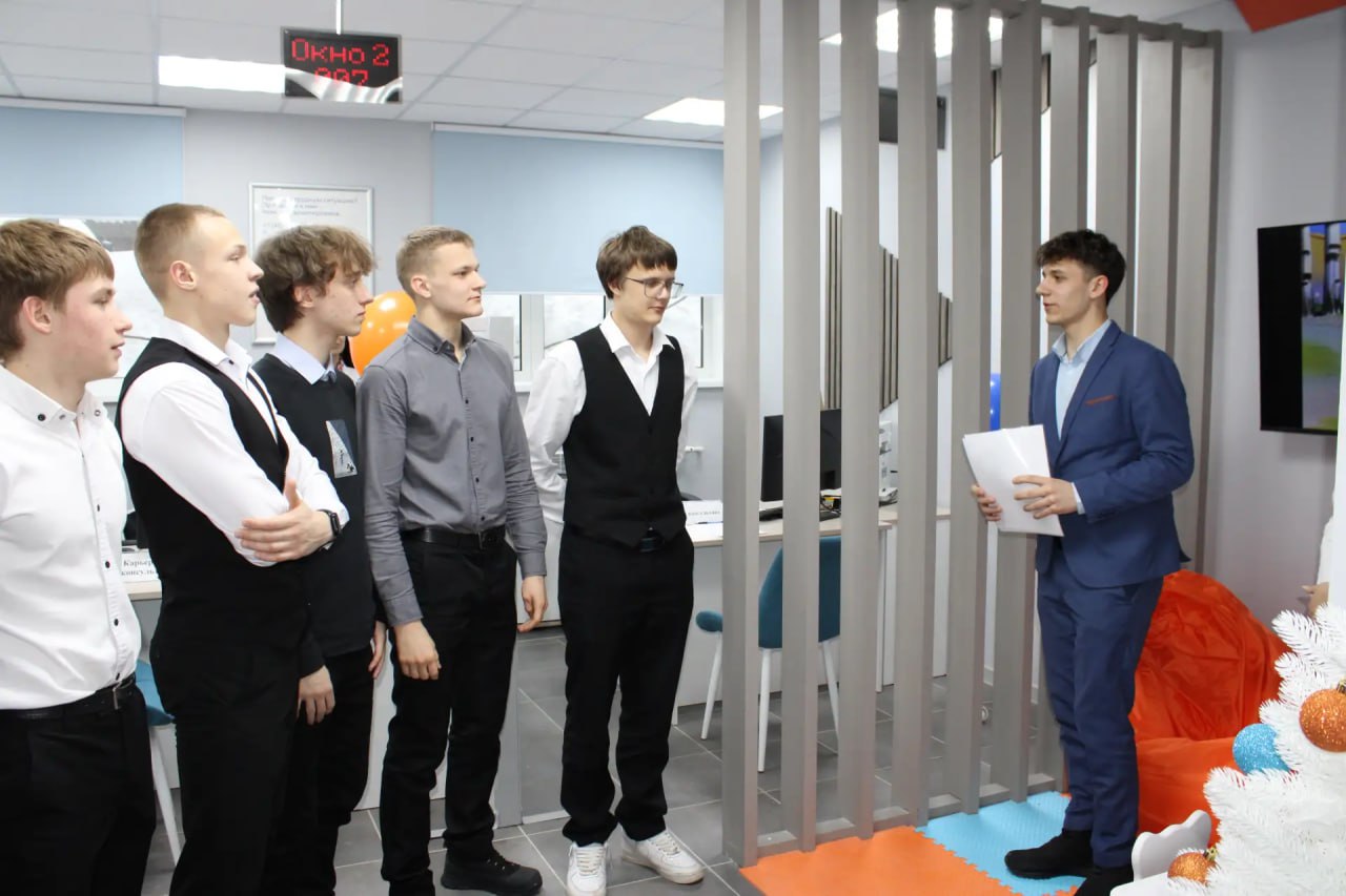 Колымские школьники и студенты примут участие в проекте службы занятости по маршрутизации молодежи