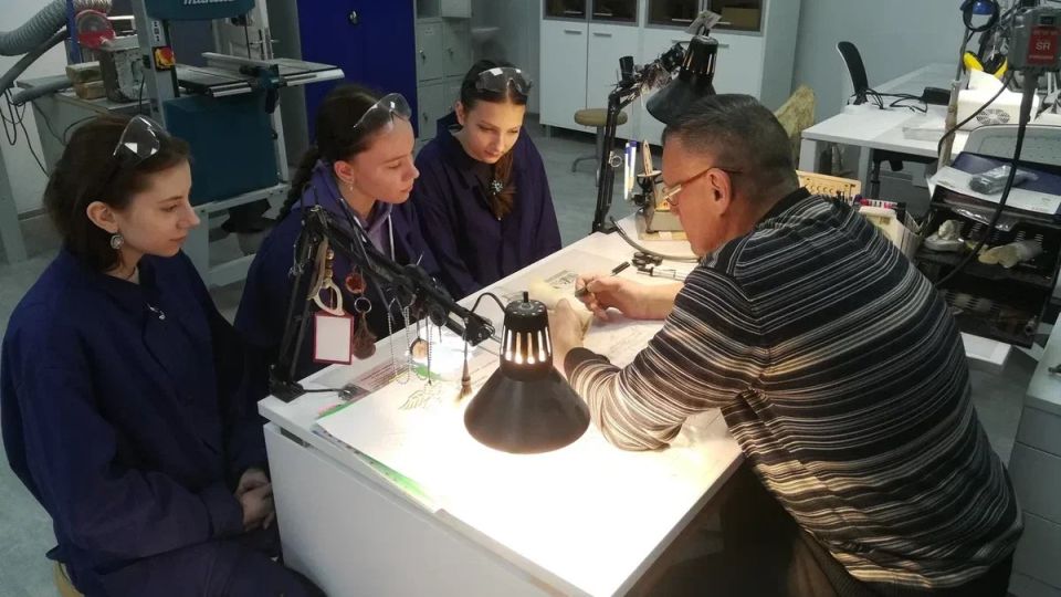 ���� ����������: ������ ����� � � �����, � ������� ����� ����� ������