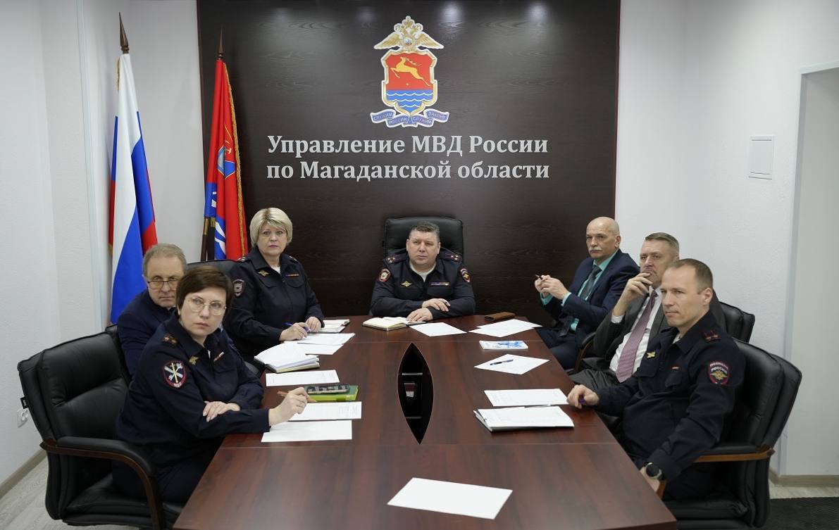 Сотрудницы органов внутренних дел Магаданской области продолжают соревноваться за звание «Краса колымской полиции»