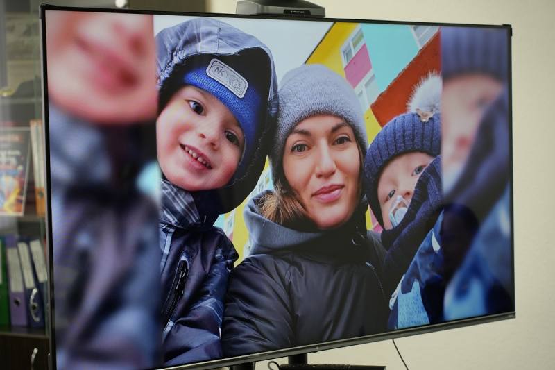 Сотрудницы органов внутренних дел Магаданской области продолжают соревноваться за звание «Краса колымской полиции» Сотрудницы органов внутренних дел Магаданской области продолжают соревноваться за звание «Краса колымской полиции»