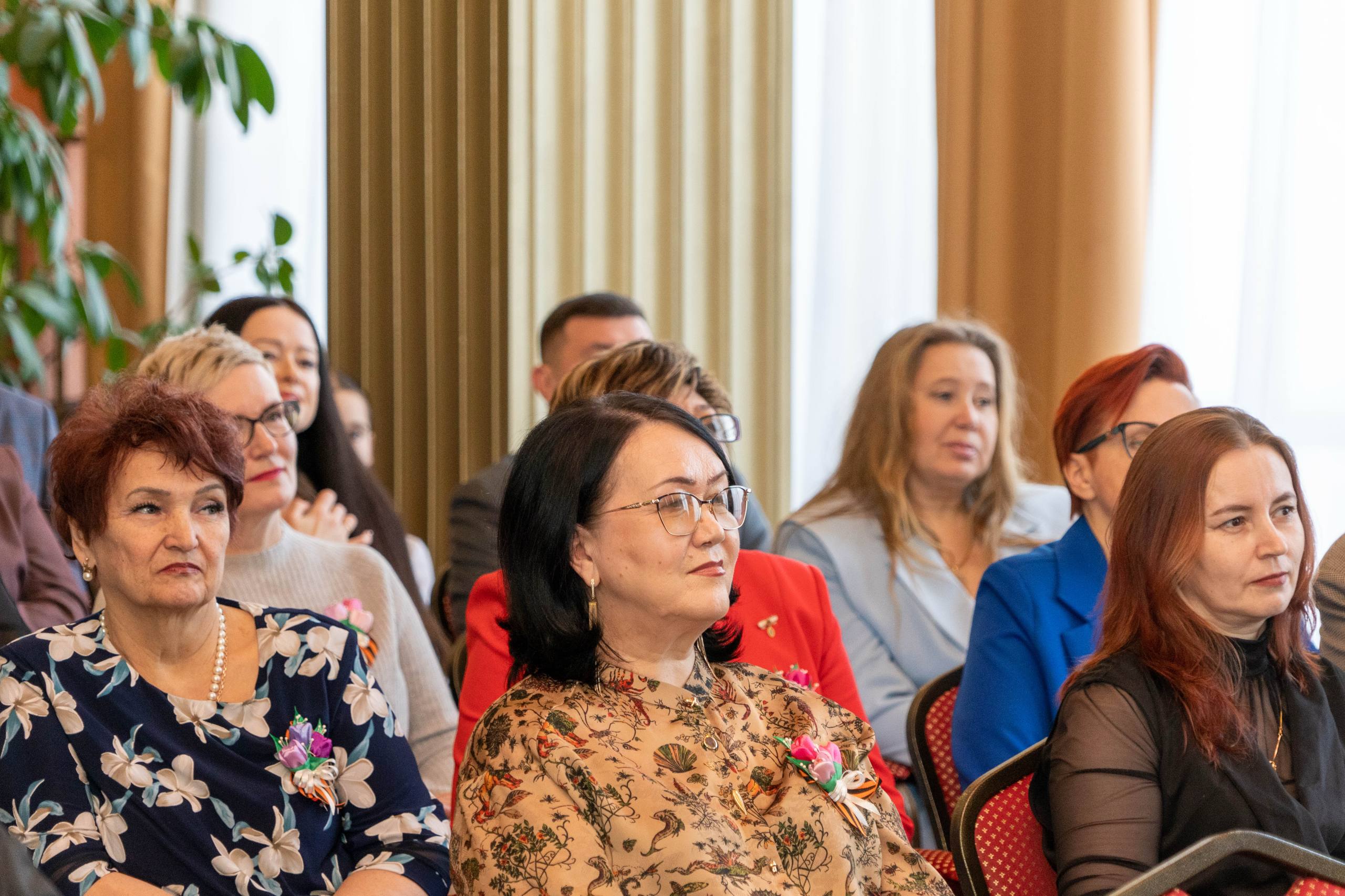 Сергей Носов: Более 150 мероприятий, посвященных нашим женщинам, пройдут в Магаданской области к 8 Марта Сергей Носов: Более 150 мероприятий, посвященных нашим женщинам, пройдут в Магаданской области к 8 Марта