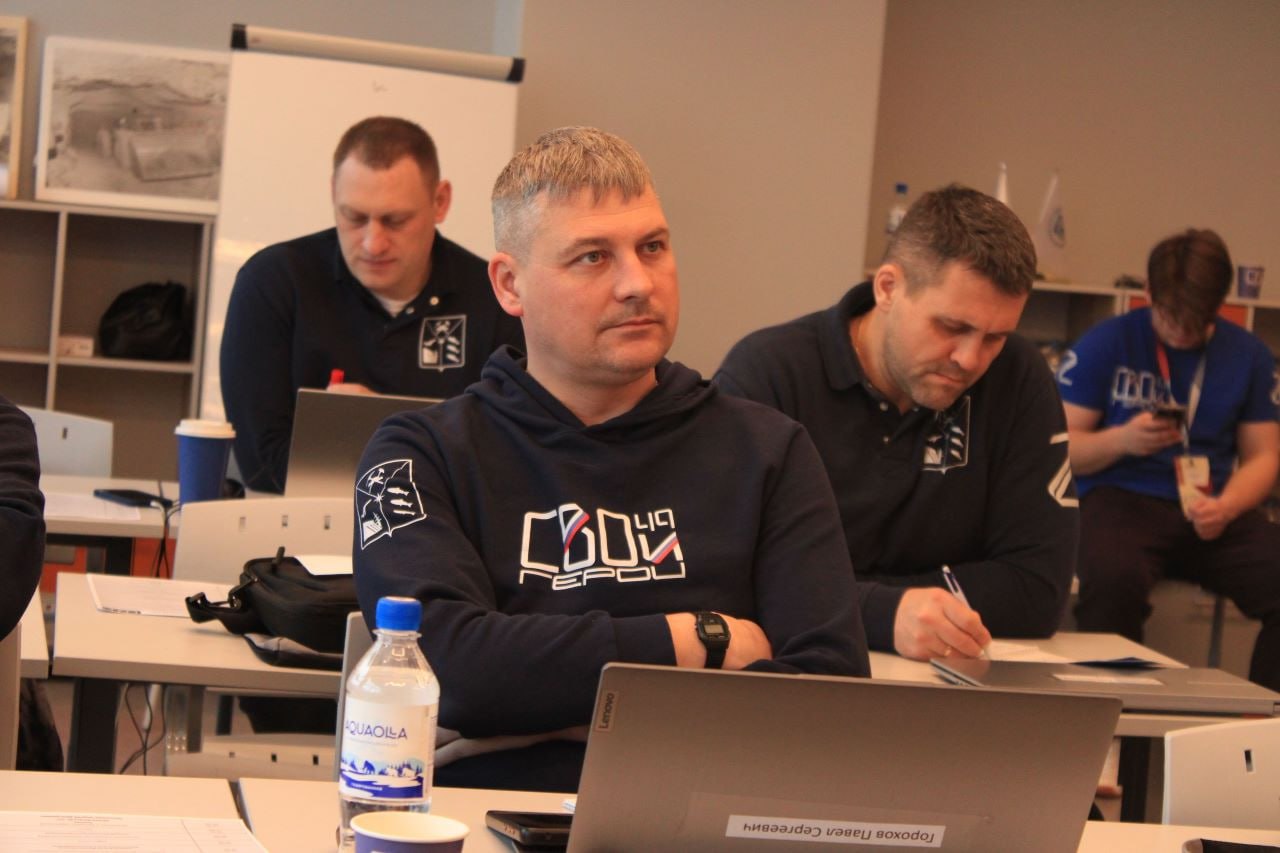 Участник кадровой программы «СВОи Герои 49» Павел Горохов рассказал о своей дипломной работе