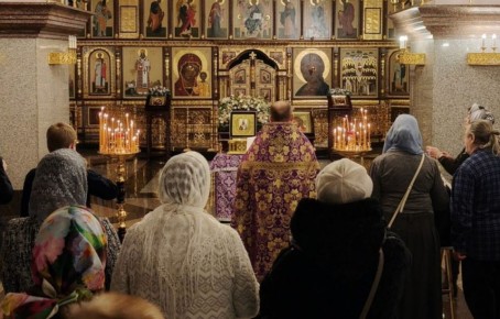 Ковчег с мощами святителя Иннокентия Московского покинул Колыму