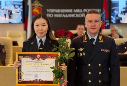 Начальник УМВД России по Магаданской области Дмитрий Князев поздравил сотрудников следственных подразделений с профессиональным праздником