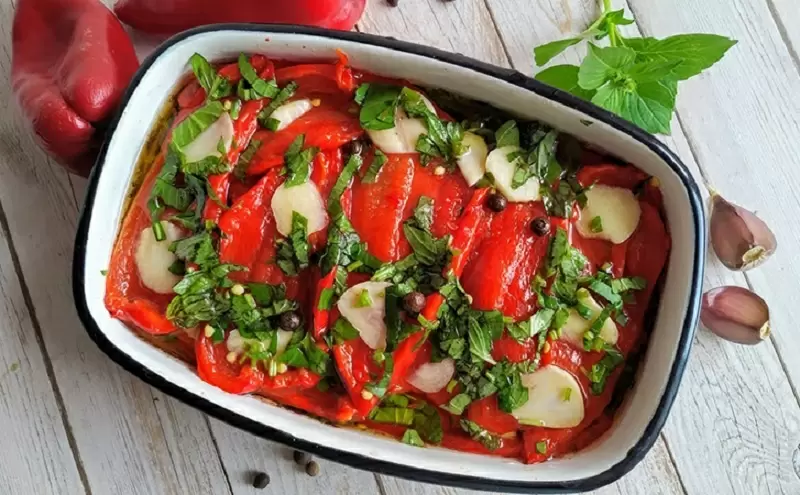 Армянские жареные перцы с чесноком: секреты восхитительной закуски