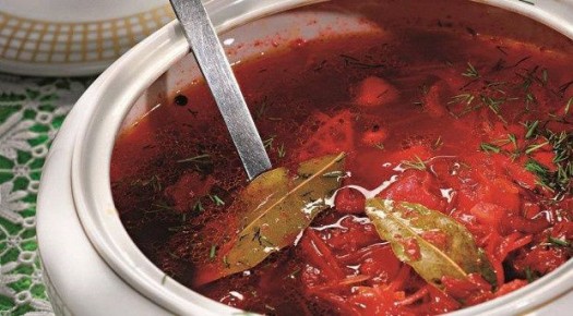 Пасхальный борщ: как приготовить традиционное блюдо с хреном и квашеной капустой