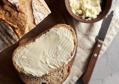 Как отличить истинное масло от спреда: важные советы для покупателя