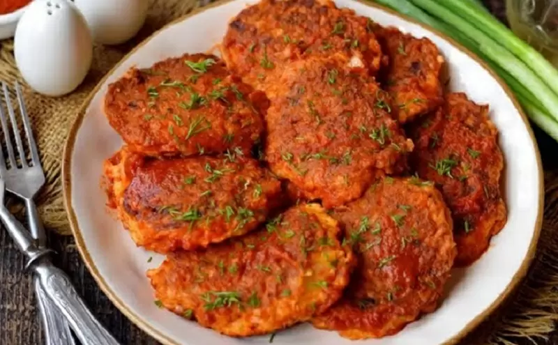 Котлеты из лука и манки — простой и уютный ужин на каждый день