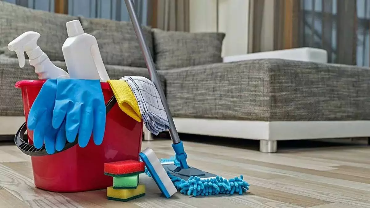 Как подготовить дом к Новому году: пять простых шагов к идеальной уборке