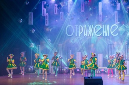 Большим праздничным концертом «Отражение» отметила свой 25-летний юбилей вокальная студия Нины Трушиной