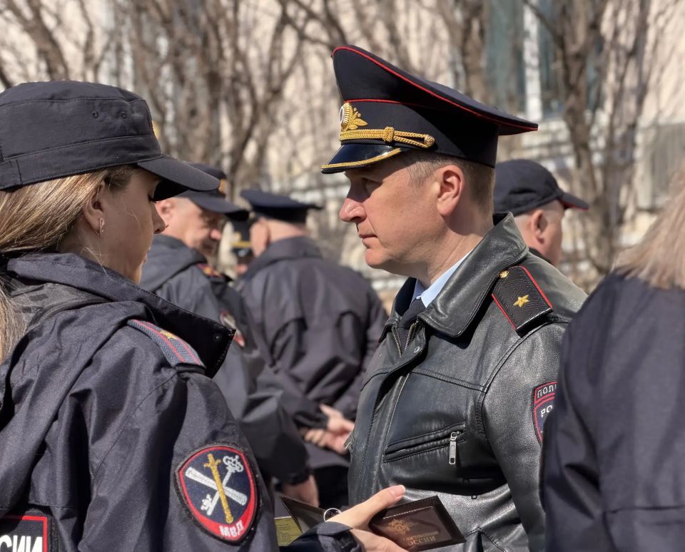 В Магадане прошел строевой смотр подразделений регионального Управления МВД России В Магадане прошел строевой смотр подразделений регионального Управления МВД России