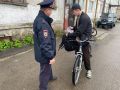 Летний сезон – пик велокраж: полицейские Магадана возбудили уголовное дело о хищении велосипеда из подъезда жилого дома