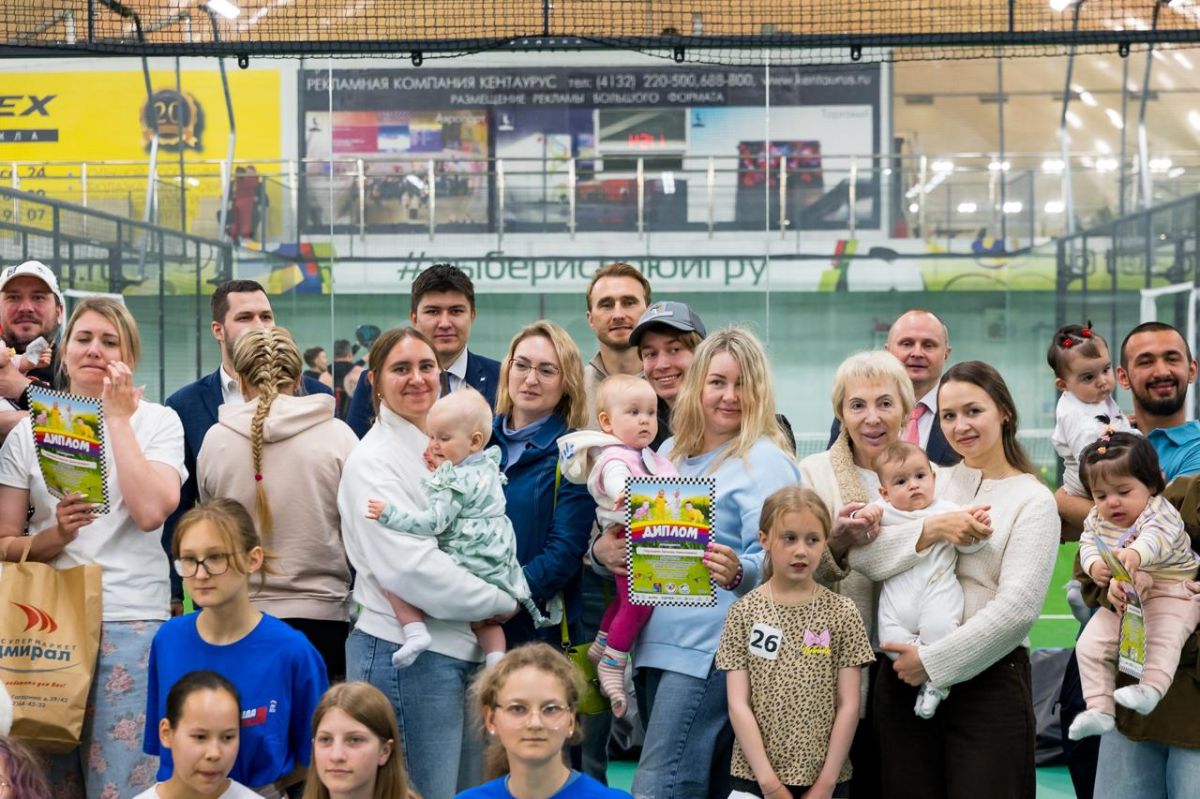 «Территория спорта» на необычную соревновательную трассу вышли 30 малышей от 6 до 12 месяцев «Территория спорта» на необычную соревновательную трассу вышли 30 малышей от 6 до 12 месяцев