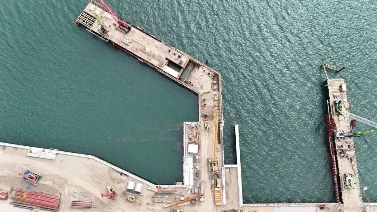 В Магадане продолжается строительство Морского туристического центра В Магадане продолжается строительство Морского туристического центра