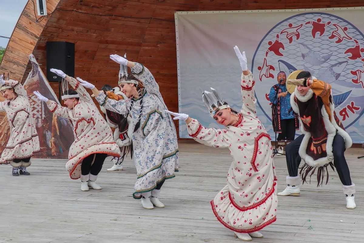 Древний праздник первой рыбы «Бакылдыдяк» встретили на берегу Охотского моря 18 июля Древний праздник первой рыбы «Бакылдыдяк» встретили на берегу Охотского моря 18 июля