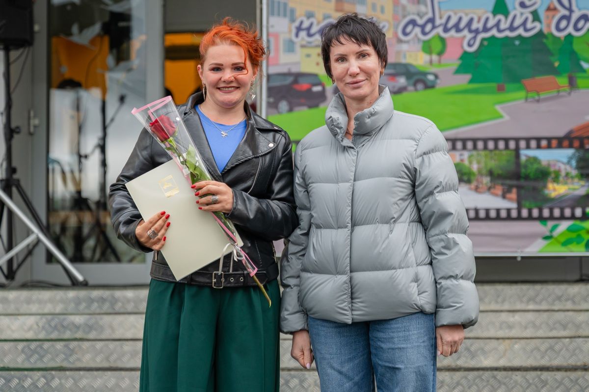 В тёплой и открытой атмосфере в рамках акции «Дни микрорайонов: Магадан – наш общий дом» прошла встреча представителей муниципалитета с жителями микрорайона Нагаево на территории СОШ № 21, которая в этом году отмечает... В тёплой и открытой атмосфере в рамках акции «Дни микрорайонов: Магадан – наш общий дом» прошла встреча представителей муниципалитета с жителями микрорайона Нагаево на территории СОШ № 21, которая в этом году отмечает...
