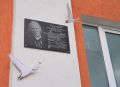 Мемориальный знак писателю Анатолию Суздальцеву открыли в поселке Ягодное на Колыме