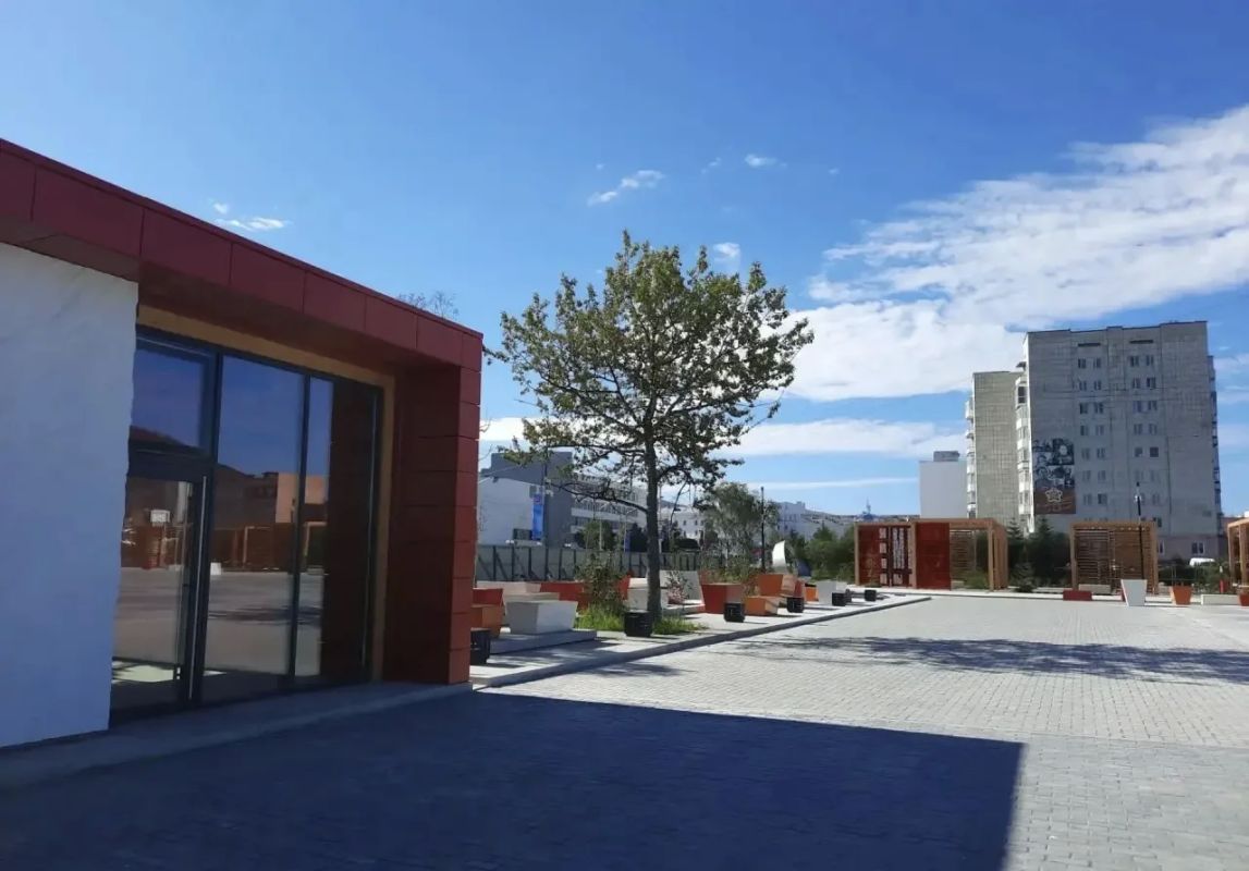 Благоустройство Магаданской площади в городе Магадане находится в высокой степени готовности Благоустройство Магаданской площади в городе Магадане находится в высокой степени готовности