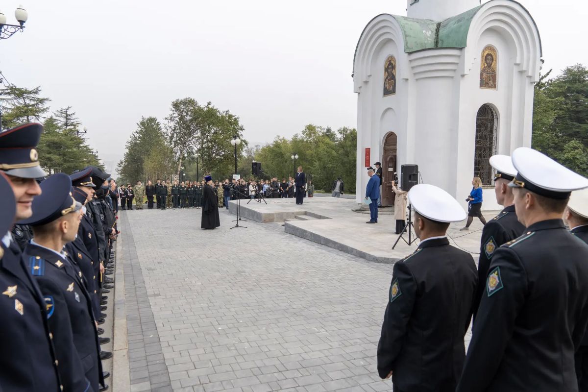 В Магадане прошла памятная церемония, приуроченная к Дню солидарности в борьбе с терроризмом В Магадане прошла памятная церемония, приуроченная к Дню солидарности в борьбе с терроризмом