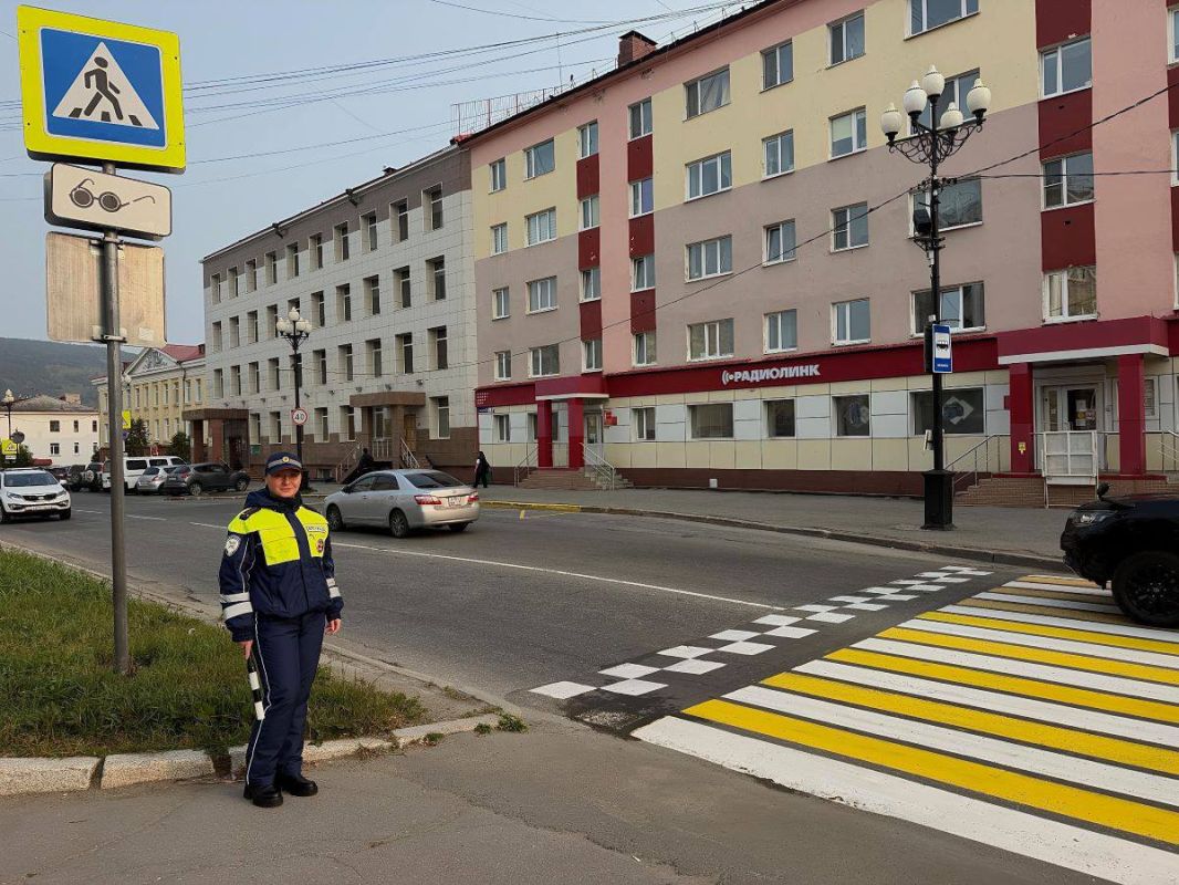 В первые дни сентябряподразделения Госавтоинспекции Магаданской области перешли на усиленный режим работы для обеспечения безопасности детей, возвращающихся за школьные парты В первые дни сентябряподразделения Госавтоинспекции Магаданской области перешли на усиленный режим работы для обеспечения безопасности детей, возвращающихся за школьные парты