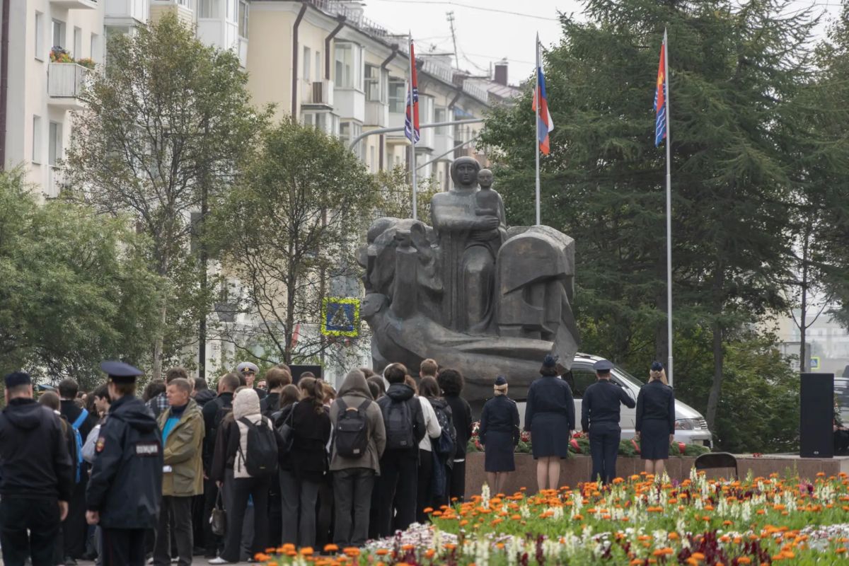 В Магадане состоялась торжественная церемония памяти, посвящённая 81-й годовщине Победы над милитаристской Японией и окончания Второй мировой войны В Магадане состоялась торжественная церемония памяти, посвящённая 81-й годовщине Победы над милитаристской Японией и окончания Второй мировой войны