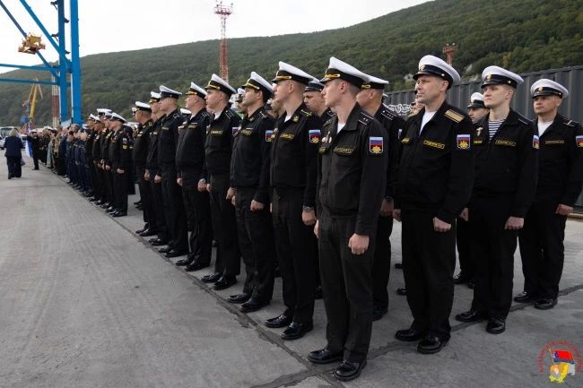 Магаданцы встретили отряд кораблей агитационно-пропагандистской акции «Сила в правде — 2026» Магаданцы встретили отряд кораблей агитационно-пропагандистской акции «Сила в правде — 2026»