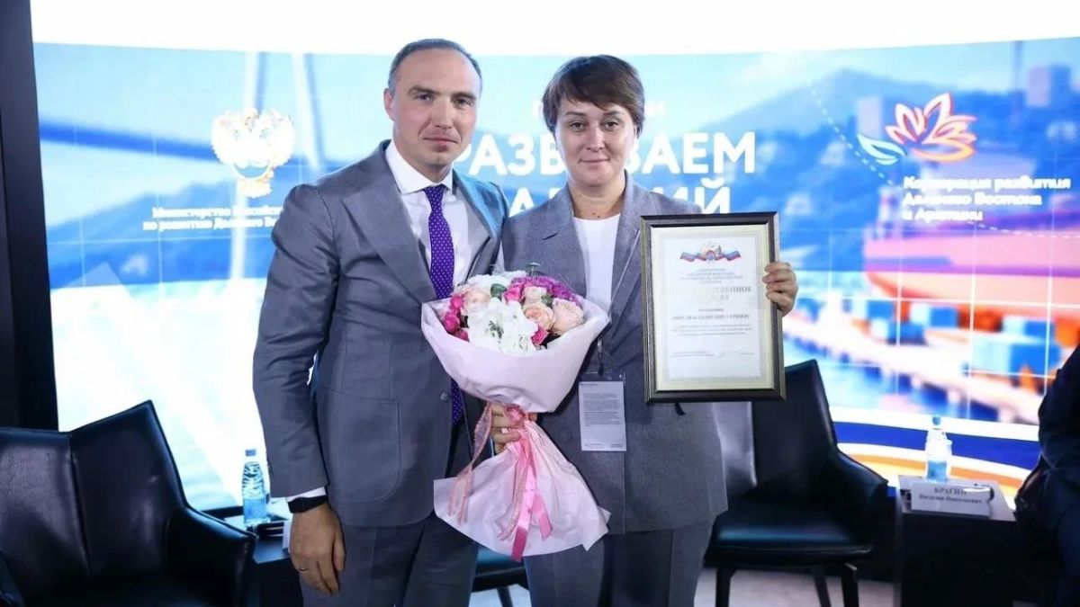 Магаданская «Школа БПЛА» представила дроны собственного производства в павильоне «Воин» в рамках ВЭФ-2026 Магаданская «Школа БПЛА» представила дроны собственного производства в павильоне «Воин» в рамках ВЭФ-2026