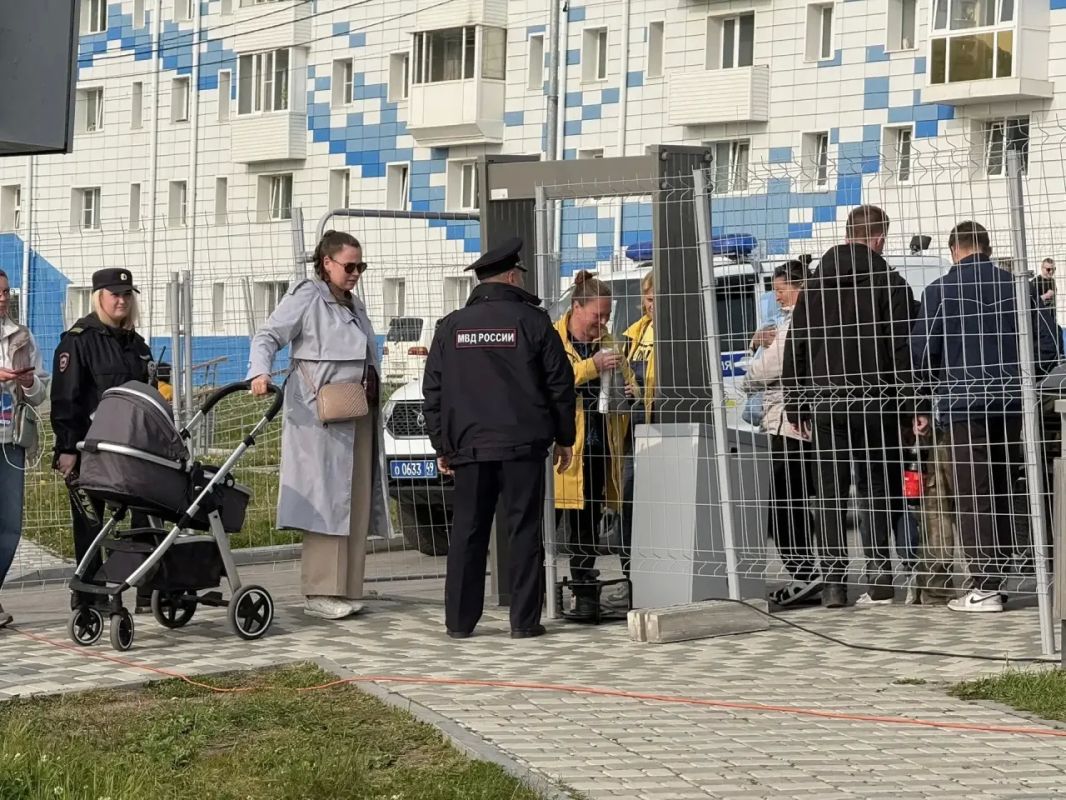 В Магадане полицейские и общественники приняли участие в масштабной патриотической акции «Тихоокеанская слава В Магадане полицейские и общественники приняли участие в масштабной патриотической акции «Тихоокеанская слава