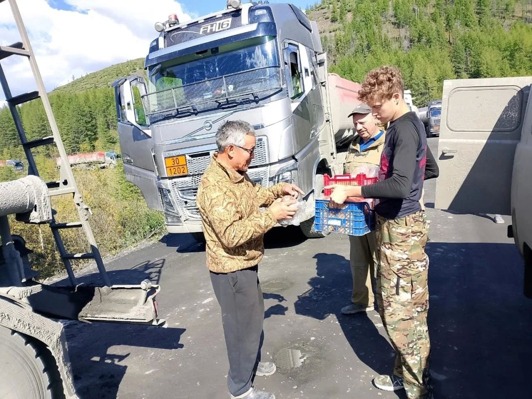 Уважаемые жители Сусуманского округа! Дорогие земляки! Уважаемые жители Сусуманского округа! Дорогие земляки!