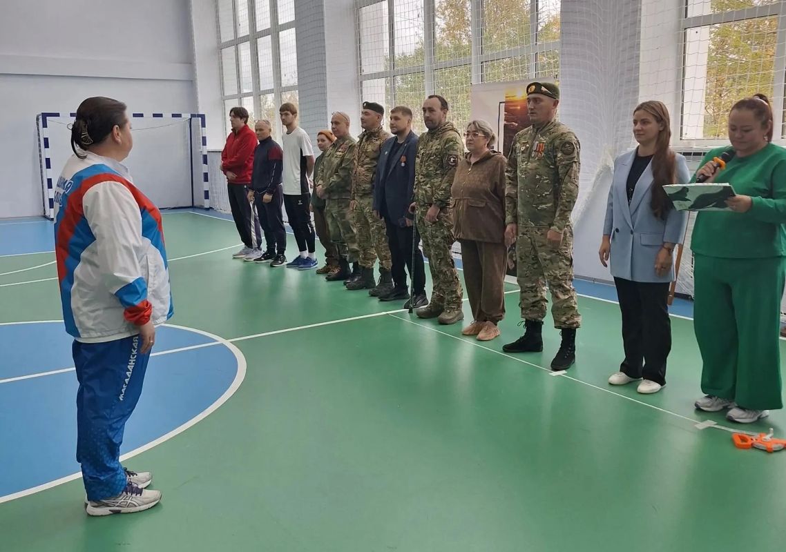 В Магаданской области ветераны СВО и подростки вместе сдали ГТО В Магаданской области ветераны СВО и подростки вместе сдали ГТО