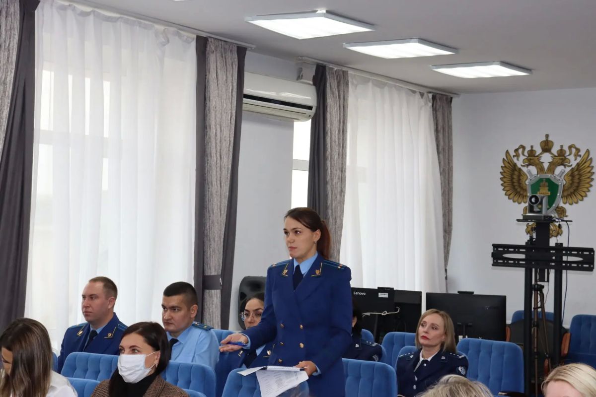 Под председательством прокурора Магаданской области Дмитрия Разуваева проведено заседание межведомственной рабочей группы по противодействию преступлениям и правонарушениям Под председательством прокурора Магаданской области Дмитрия Разуваева проведено заседание межведомственной рабочей группы по противодействию преступлениям и правонарушениям