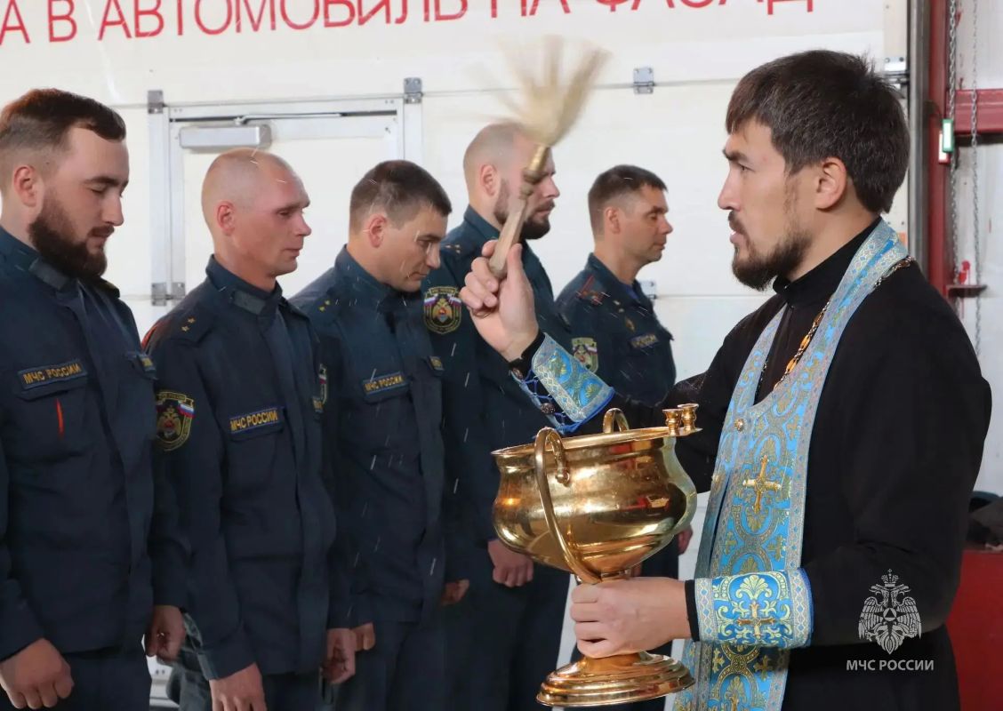 Богу - хвала, ближнему - защита Богу - хвала, ближнему - защита