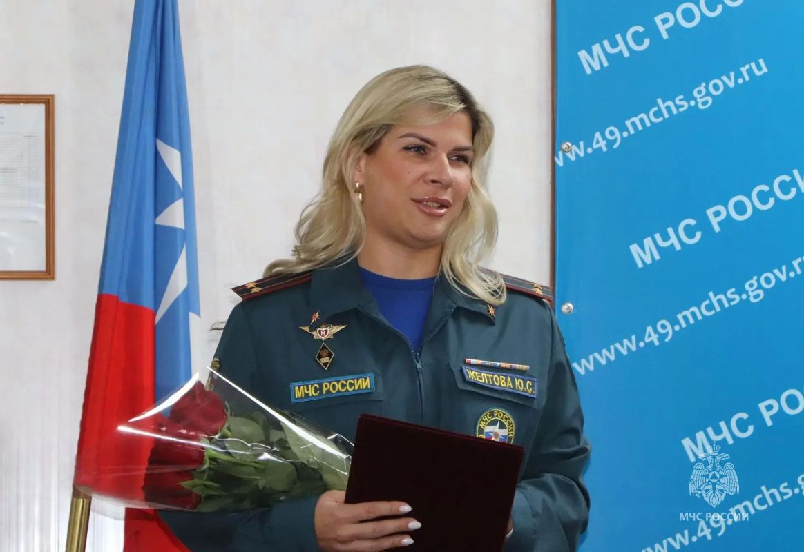 Спасибо за годы службы!. Сегодня в Главном управлении МЧС России по Магаданской области с теплом и большим уважением проводили на пенсию Юлию Сергеевну Желтову - начальника отдела административной практики и дознания Спасибо за годы службы!. Сегодня в Главном управлении МЧС России по Магаданской области с теплом и большим уважением проводили на пенсию Юлию Сергеевну Желтову - начальника отдела административной практики и дознания