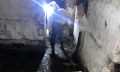 После вмешательства прокуратуры Ольского района управляющая компания приступила к устранению последствий разлива канализации в жилом доме