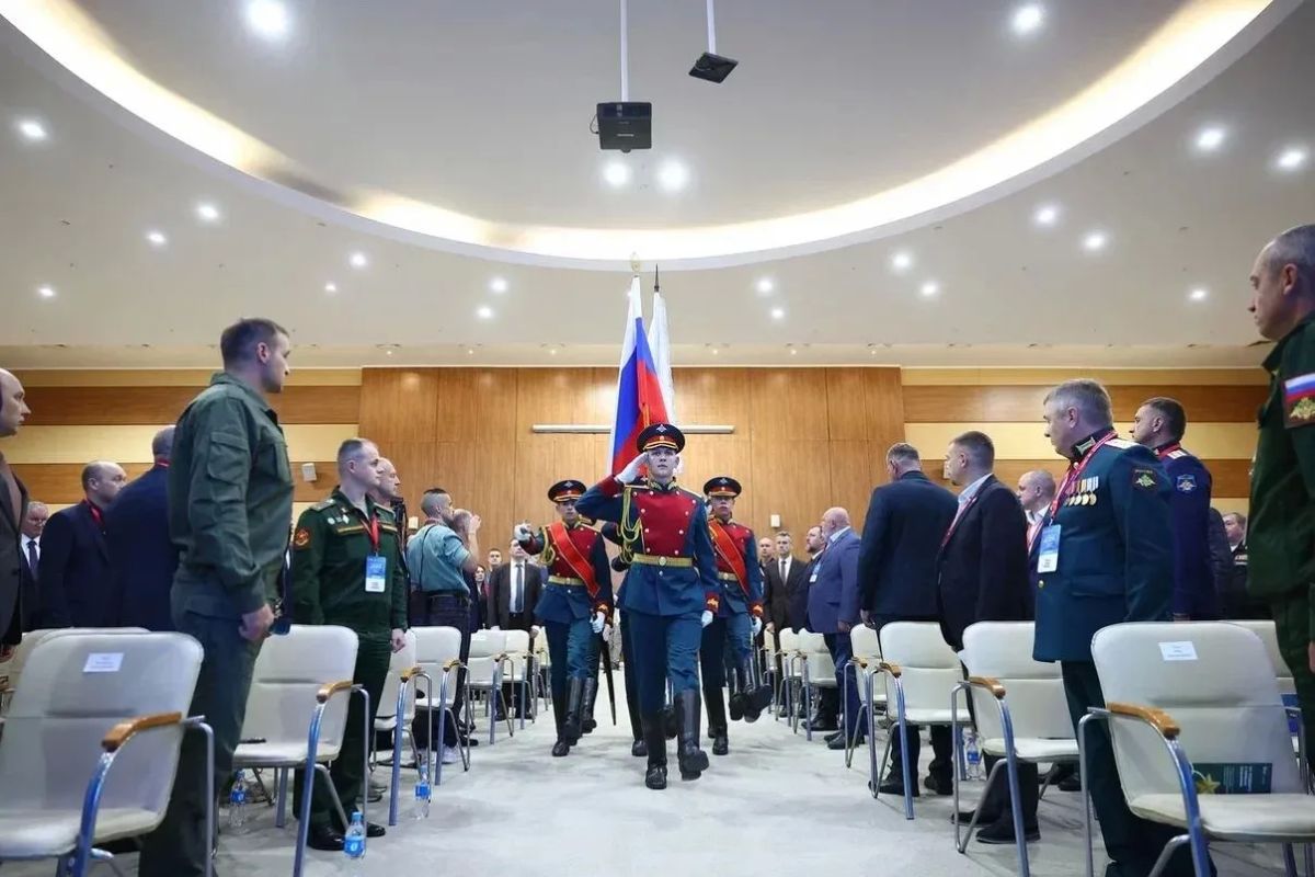 Во Владивостоке официально стартовали Всероссийские Сборы Ассоциации ветеранов СВО Во Владивостоке официально стартовали Всероссийские Сборы Ассоциации ветеранов СВО